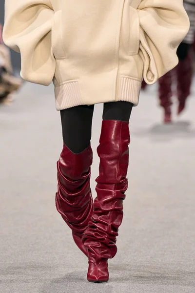 Look 44